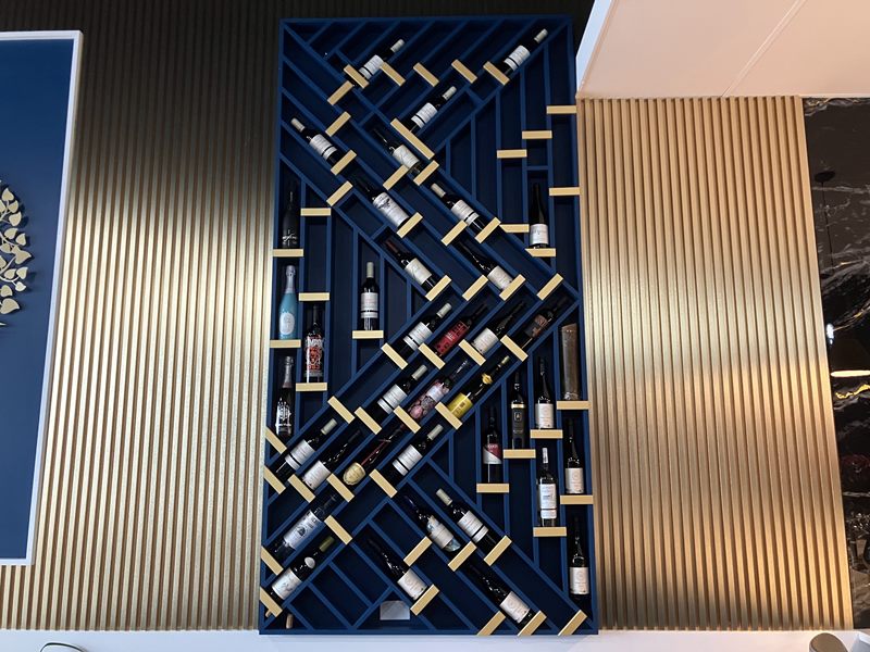 Amuu Asian Cuisine interior